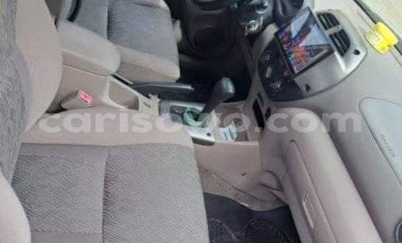 Acheter Occasion Voiture Toyota RAV4 Gris à Cotonou, Benin Acheter Occasion Voiture Toyota RAV4 Gris à Cotonou, Benin