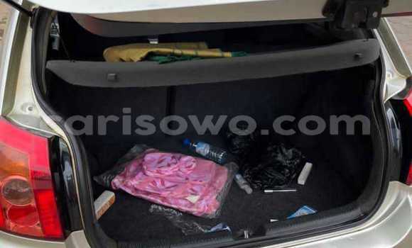 Ra Àlòkù Toyota Corolla Silver Ọkọ̀ in Cotonou ni Benin Ra Àlòkù Toyota Corolla Silver Ọkọ̀ in Cotonou ni Benin