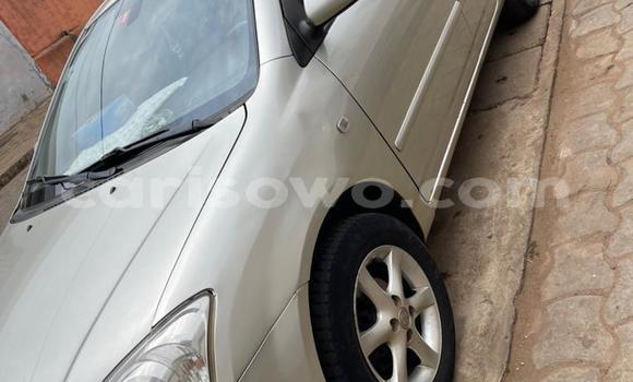 Ra Àlòkù Toyota Corolla Silver Ọkọ̀ in Cotonou ni Benin Ra Àlòkù Toyota Corolla Silver Ọkọ̀ in Cotonou ni Benin