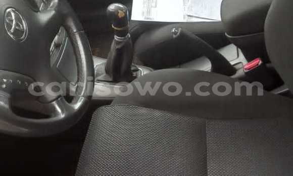 Sayi Na hannu Toyota Avensis Azurfa Mota in Abomey Calavi a Benin Sayi Na hannu Toyota Avensis Azurfa Mota in Abomey Calavi a Benin