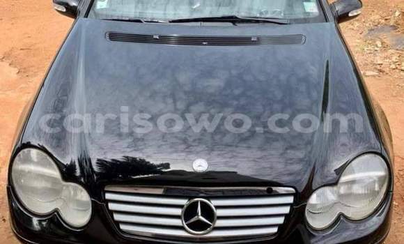 Sayi Na hannu Mercedes-Benz KOMPRESSOR Black Mota in Porto Novo a Benin