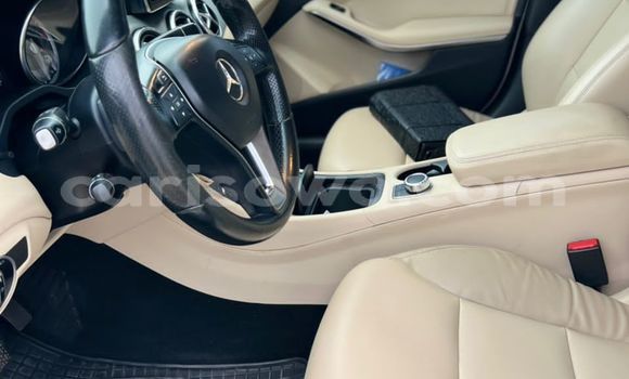 Acheter Occasion Voiture Mercedes-Benz CLA-klasse AMG Blanc à Cotonou, Benin Acheter Occasion Voiture Mercedes-Benz CLA-klasse AMG Blanc à Cotonou, Benin