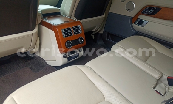 Acheter Occasion Voiture Land Rover Range Rover Sport Blanc à Cotonou, Benin Acheter Occasion Voiture Land Rover Range Rover Sport Blanc à Cotonou, Benin