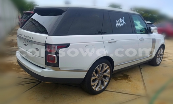 Acheter Occasion Voiture Land Rover Range Rover Sport Blanc à Cotonou, Benin Acheter Occasion Voiture Land Rover Range Rover Sport Blanc à Cotonou, Benin