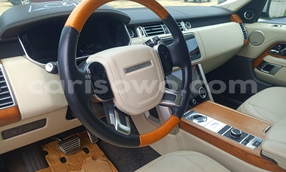Acheter Occasion Voiture Land Rover Range Rover Sport Blanc à Cotonou, Benin Acheter Occasion Voiture Land Rover Range Rover Sport Blanc à Cotonou, Benin