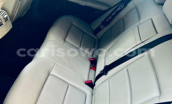Ra Àlòkù Mercedes-Benz E–Class Black Ọkọ̀ in Cotonou ni Benin Ra Àlòkù Mercedes-Benz E–Class Black Ọkọ̀ in Cotonou ni Benin