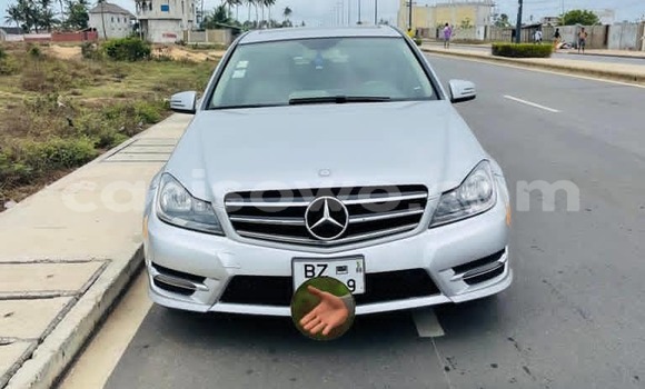 Ra Àlòkù Mercedes-Benz C–Class Silver Ọkọ̀ in Cotonou ni Benin