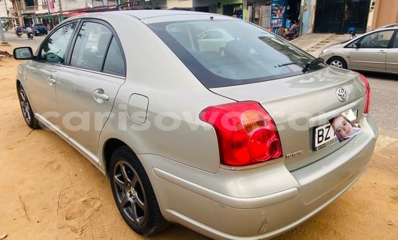 Acheter Occasion Voiture Toyota Avensis Gris à Cotonou, Benin Acheter Occasion Voiture Toyota Avensis Gris à Cotonou, Benin