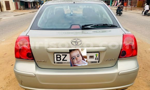 Acheter Occasion Voiture Toyota Avensis Gris à Cotonou, Benin Acheter Occasion Voiture Toyota Avensis Gris à Cotonou, Benin