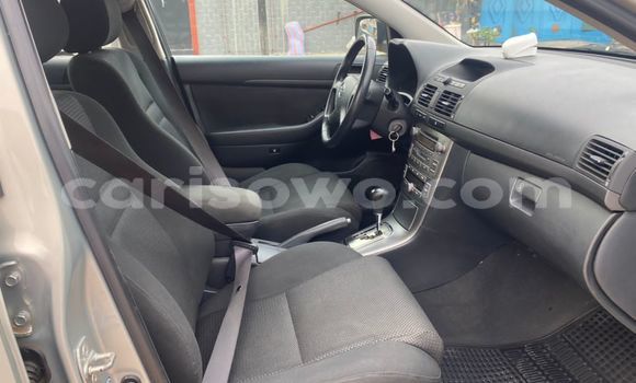 Acheter Occasion Voiture Toyota Avensis Gris à Cotonou, Benin Acheter Occasion Voiture Toyota Avensis Gris à Cotonou, Benin