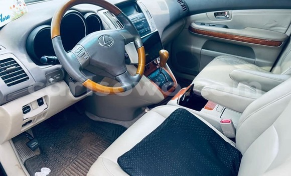 Acheter Occasion Voiture Lexus RX 330 Noir à Cotonou, Benin Acheter Occasion Voiture Lexus RX 330 Noir à Cotonou, Benin