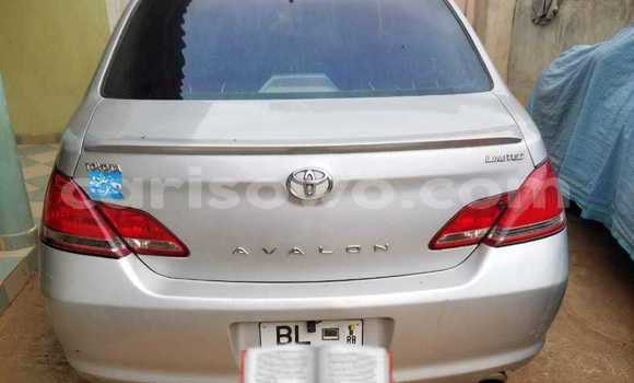 Acheter Occasion Voiture Toyota Avalon Gris à Cotonou, Benin Acheter Occasion Voiture Toyota Avalon Gris à Cotonou, Benin