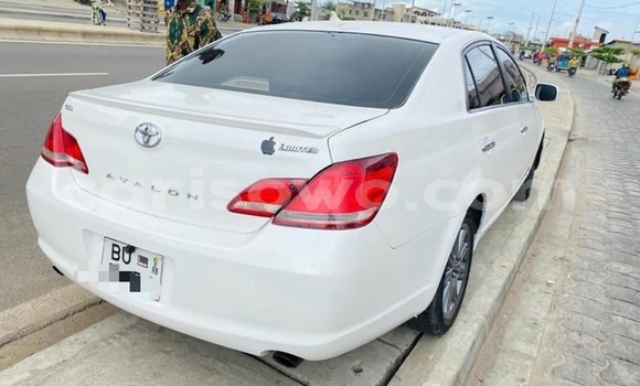 Acheter Occasion Voiture Toyota Avalon Blanc à Cotonou, Benin Acheter Occasion Voiture Toyota Avalon Blanc à Cotonou, Benin