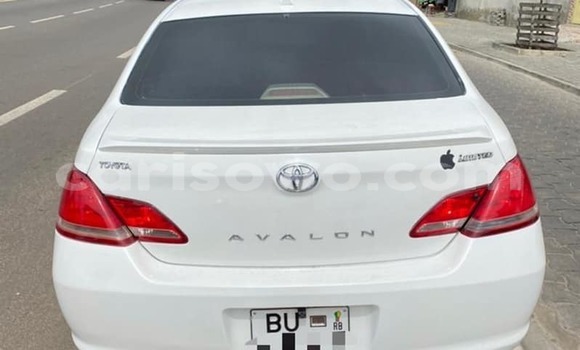 Acheter Occasion Voiture Toyota Avalon Blanc à Cotonou, Benin Acheter Occasion Voiture Toyota Avalon Blanc à Cotonou, Benin