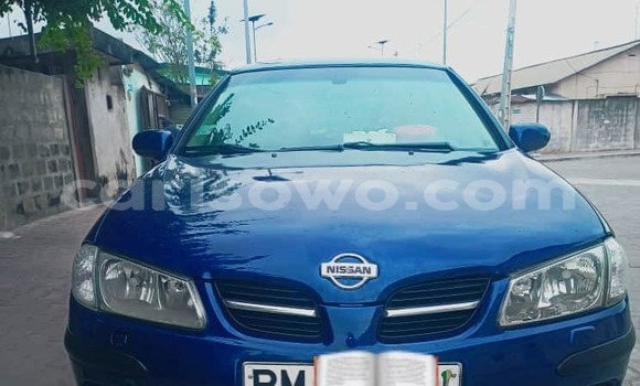 Acheter Occasion Voiture Nissan Almera Bleu à Cotonou, Benin