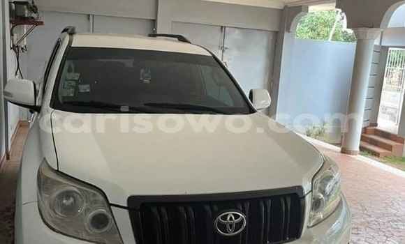 Acheter Occasion Voiture Toyota Land Cruiser Prado Blanc à Cotonou, Benin Acheter Occasion Voiture Toyota Land Cruiser Prado Blanc à Cotonou, Benin