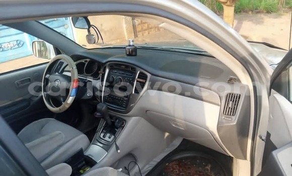 Acheter Occasion Voiture Toyota Highlander Gris à Cotonou, Benin Acheter Occasion Voiture Toyota Highlander Gris à Cotonou, Benin
