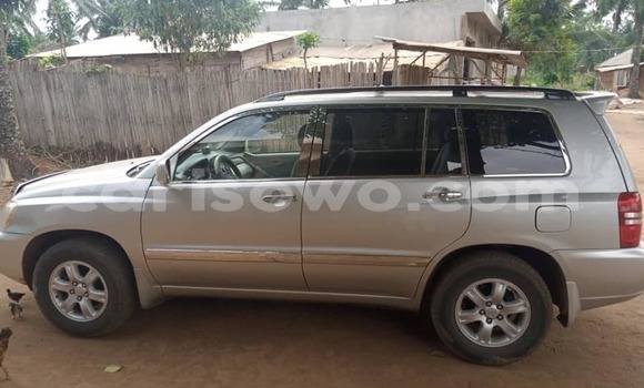 Acheter Occasion Voiture Toyota Highlander Gris à Cotonou, Benin Acheter Occasion Voiture Toyota Highlander Gris à Cotonou, Benin