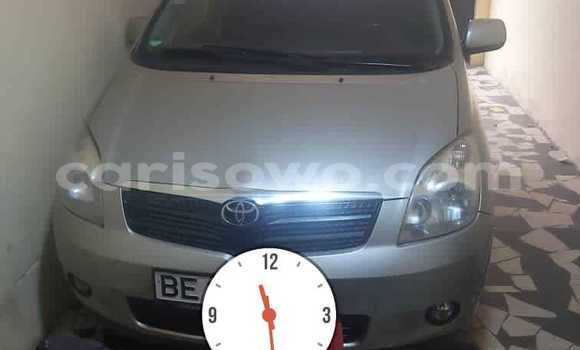 Buy Used Toyota Corolla Verso Silver Car in Cotonou in Benign Buy Used Toyota Corolla Verso Silver Car in Cotonou in Benign