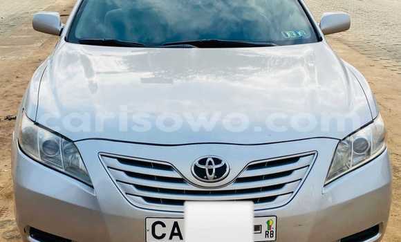 Sayi Na hannu Toyota Camry Azurfa Mota in Cotonou a Benin