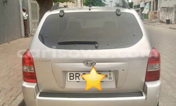 Buy Used Hyundai Tucson Beige Car in Cotonou in Benign