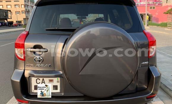 Sayi Na hannu Toyota RAV4 Black Mota in Cotonou a Benin Sayi Na hannu Toyota RAV4 Black Mota in Cotonou a Benin