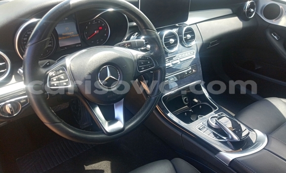 Acheter Occasion Voiture Mercedes-Benz C–Class Noir à Cotonou, Benin Acheter Occasion Voiture Mercedes-Benz C–Class Noir à Cotonou, Benin