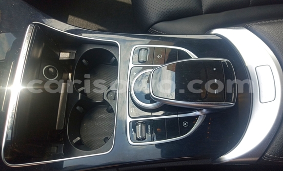 Acheter Occasion Voiture Mercedes-Benz C–Class Noir à Cotonou, Benin Acheter Occasion Voiture Mercedes-Benz C–Class Noir à Cotonou, Benin