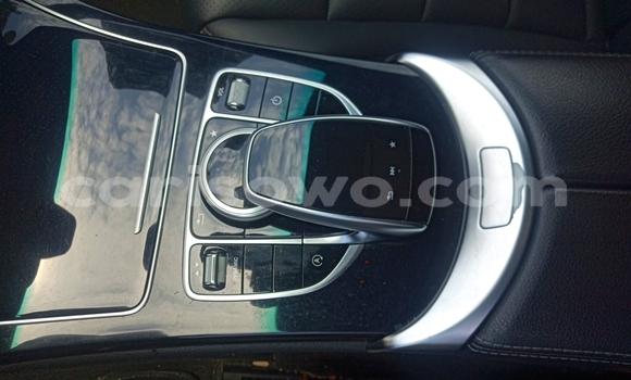 Acheter Occasion Voiture Mercedes-Benz C-klasse Blanc à Cotonou, Benin Acheter Occasion Voiture Mercedes-Benz C-klasse Blanc à Cotonou, Benin