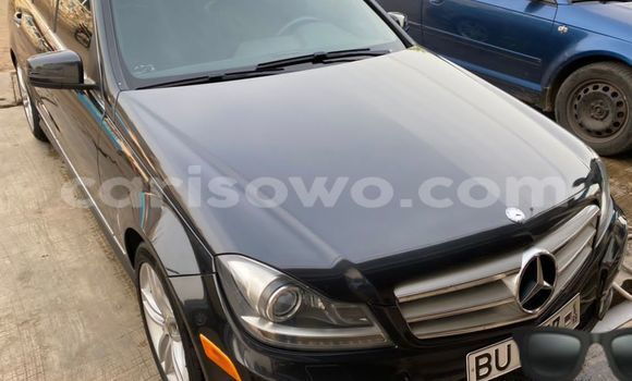 Ra Àlòkù Mercedes-Benz C–Class Black Ọkọ̀ in Abomey Calavi ni Benin