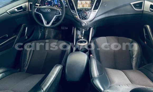 Acheter Occasion Voiture Hyundai Veloster Gris à Cotonou, Benin Acheter Occasion Voiture Hyundai Veloster Gris à Cotonou, Benin