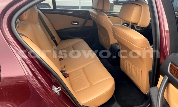 Sayi Na hannu BMW 5–Series Sauran Mota in Cotonou a Benin Sayi Na hannu BMW 5–Series Sauran Mota in Cotonou a Benin