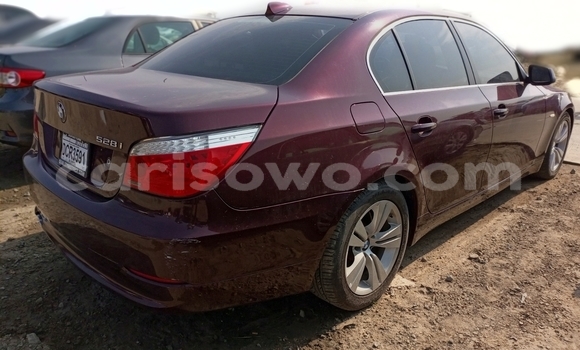 Sayi Na hannu BMW 5–Series Sauran Mota in Cotonou a Benin Sayi Na hannu BMW 5–Series Sauran Mota in Cotonou a Benin