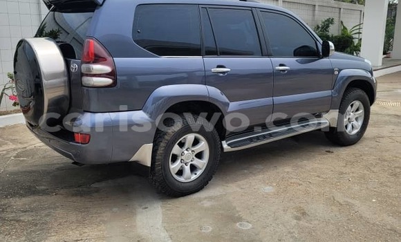 Ra Àlòkù Toyota Land Cruiser Prado Blue Ọkọ̀ in Abomey Calavi ni Benin Ra Àlòkù Toyota Land Cruiser Prado Blue Ọkọ̀ in Abomey Calavi ni Benin