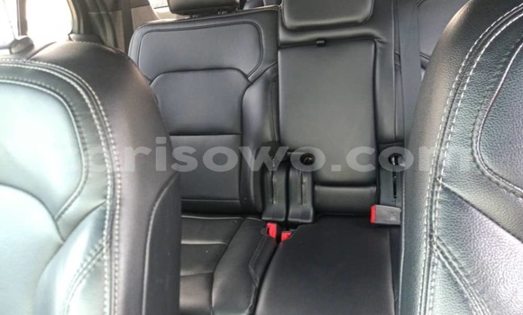 Ra Imported Ford Explorer Silver Ọkọ̀ in Cotonou ni Benin Ra Imported Ford Explorer Silver Ọkọ̀ in Cotonou ni Benin