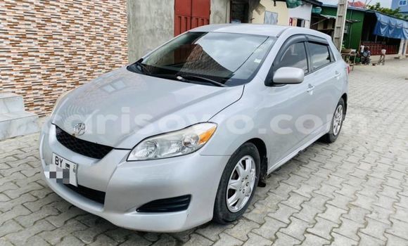Buy Used Toyota Matrix Silver Car in Cotonou in Benign Buy Used Toyota Matrix Silver Car in Cotonou in Benign