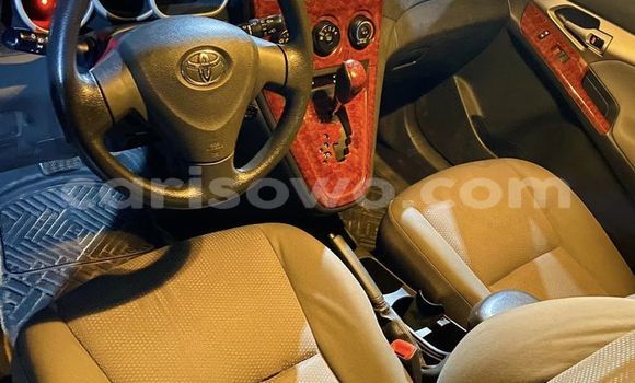 Buy Used Toyota Matrix Silver Car in Cotonou in Benign Buy Used Toyota Matrix Silver Car in Cotonou in Benign