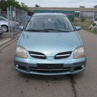 Medium nissan almera tino